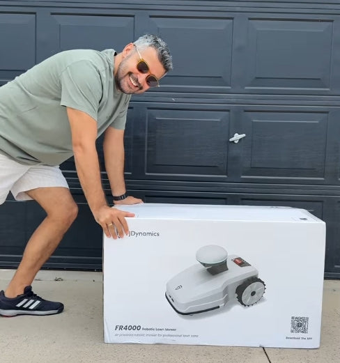 Rasenpflege wird jetzt smart! Lernen Sie den FJDynamics FR4000 kennen – er bewältigt Steigungen bis zu 65°, deckt 10.000 m² ab und funktioniert bei jedem Wetter.